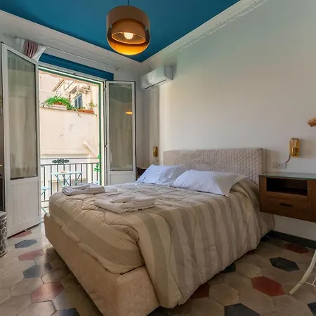 Homestay Regina Palermo